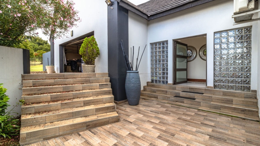 5 Bedroom Property for Sale in Oranjeville Free State